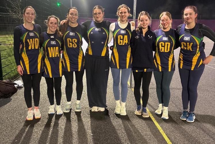 League leaders take advantage of late interception to deny Henley Hawks