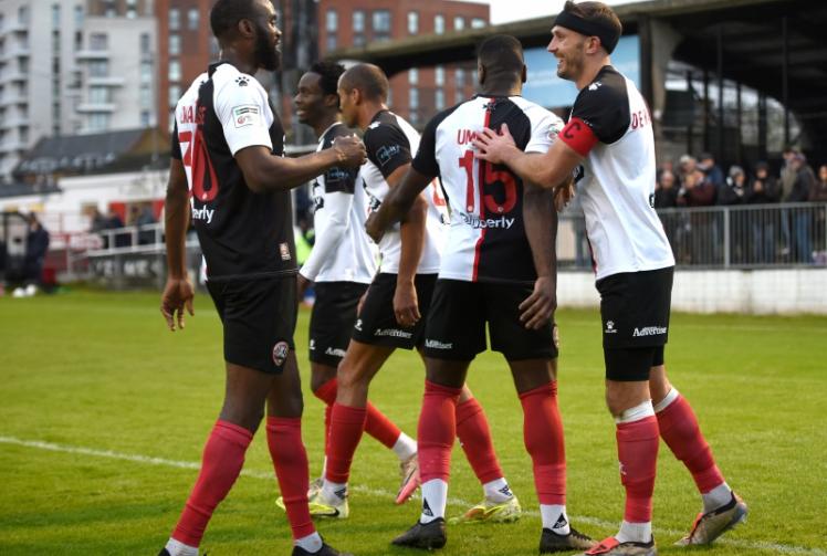 "No team beats us twice" &ndash; Magpies eye Farnborough payback in play-off push