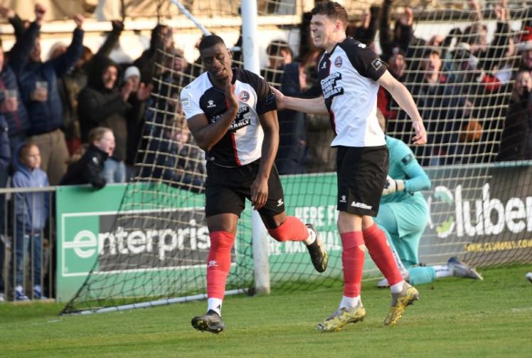 'By hook or by crook' &ndash; Peters targets play-off spot after gritty draw with Torquay United